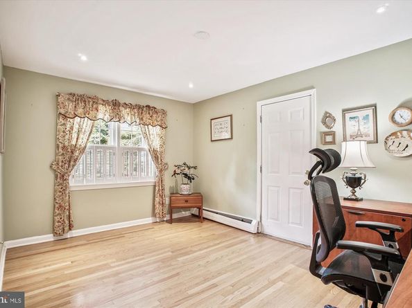 3818 N Ridgeview Road, Arlington VA 22207
