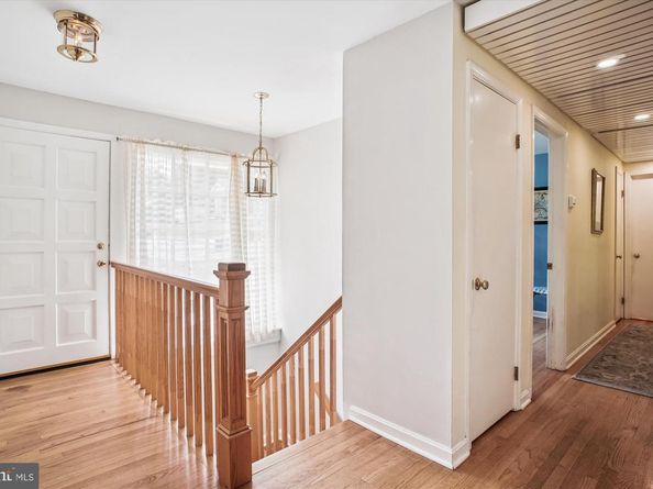 3818 N Ridgeview Road, Arlington VA 22207