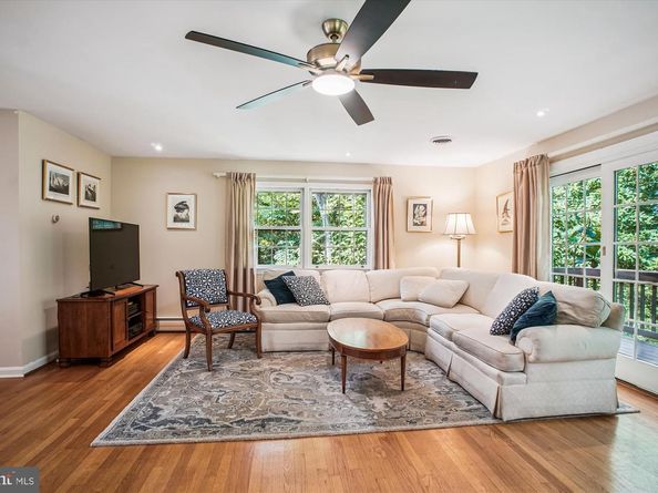 3818 N Ridgeview Road, Arlington VA 22207