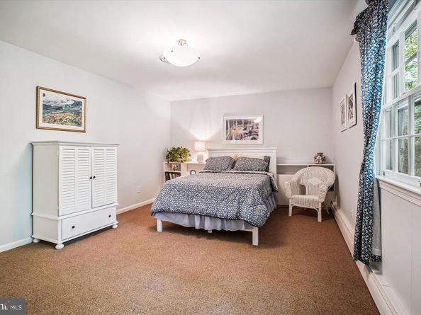 3818 N Ridgeview Road, Arlington VA 22207
