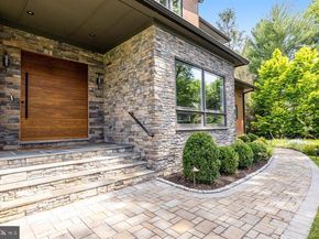 9604 Pembroke Place, Vienna VA 22182