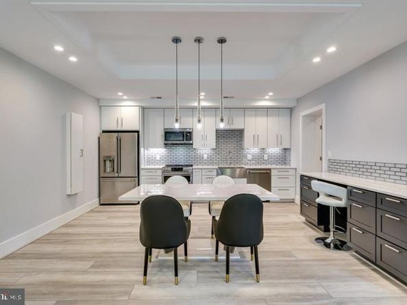 9604 Pembroke Place, Vienna VA 22182