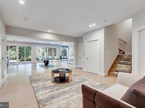 9604 Pembroke Place, Vienna VA 22182