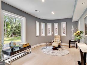 9604 Pembroke Place, Vienna VA 22182