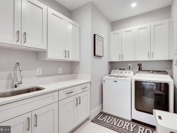 9604 Pembroke Place, Vienna VA 22182