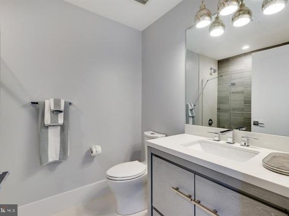 9604 Pembroke Place, Vienna VA 22182