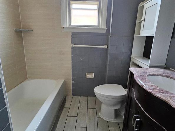 2123 Loney Street, Philadelphia PA 19152