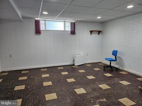 2123 Loney Street, Philadelphia PA 19152