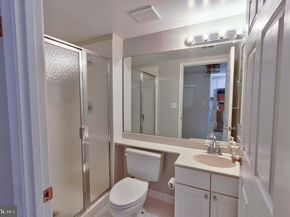 1050 N Taylor Street 1201, Arlington VA 22201