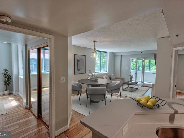 1050 N Taylor Street 1201, Arlington VA 22201