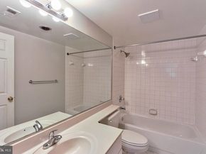 1050 N Taylor Street 1201, Arlington VA 22201