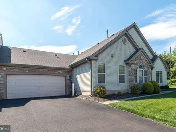 54 Legacy Oaks Drive