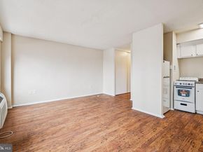 2101 Chestnut Street 1426, Philadelphia PA 19103