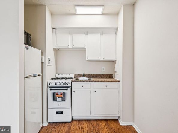 2101 Chestnut Street 1426, Philadelphia PA 19103