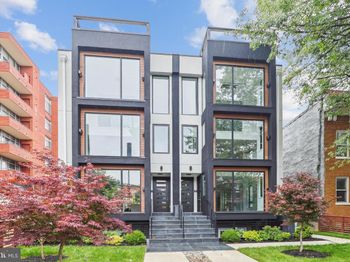304 K Street NE
