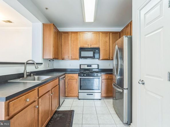 4854 Eisenhower Avenue 456, Alexandria VA 22304