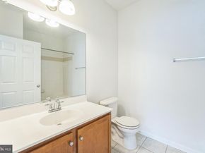 4854 Eisenhower Avenue 456, Alexandria VA 22304