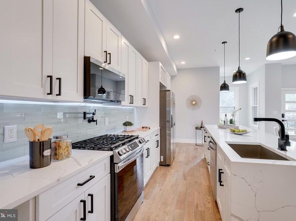 3932 Illinois Avenue NW A, Washington DC 20011