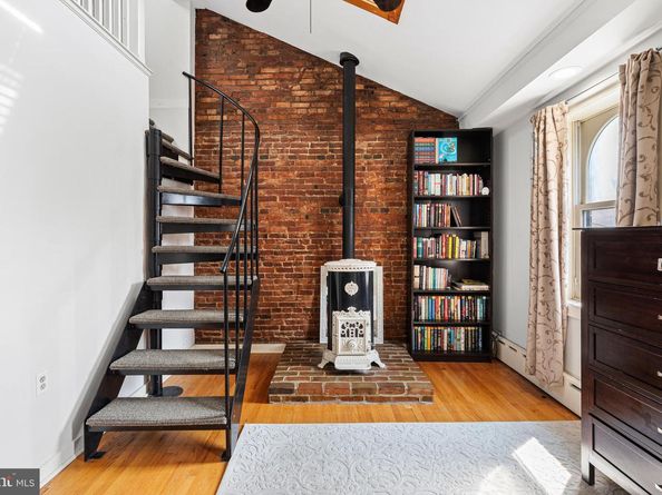 1243 S Alder Street, Philadelphia PA 19147