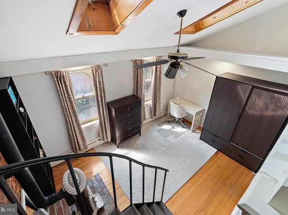 1243 S Alder Street, Philadelphia PA 19147