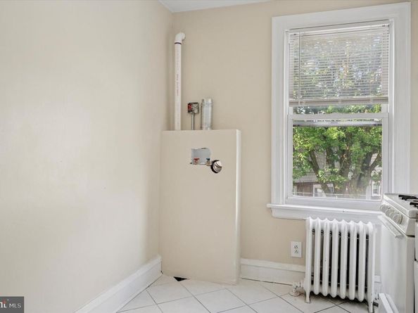 416 Knorr Street, Philadelphia PA 19111