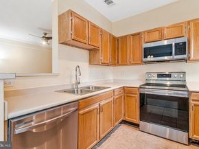 1600 Spring Gate Drive 2202, Mclean VA 22102