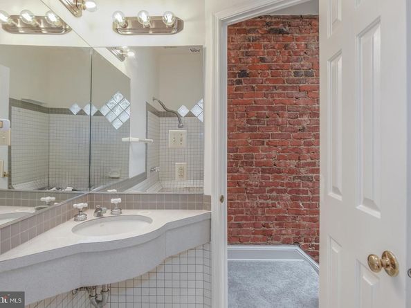 323 14TH Street NE, Washington DC 20002