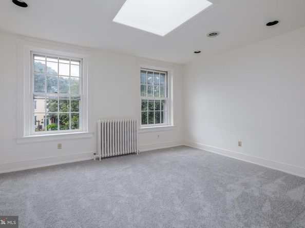 323 14TH Street NE, Washington DC 20002