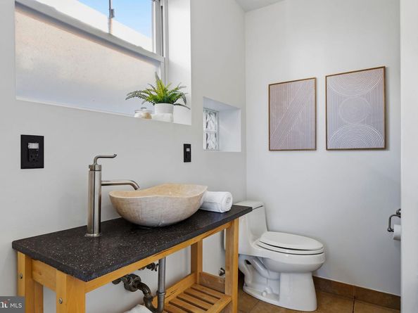 2428 S 16TH Street, Philadelphia PA 19145