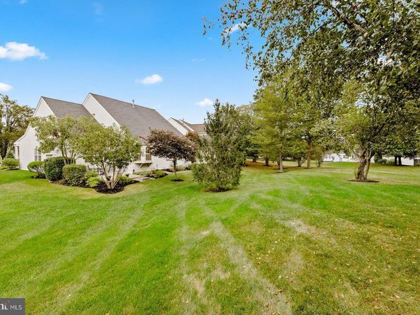 759 S Settlers Circle, Warrington PA 18976