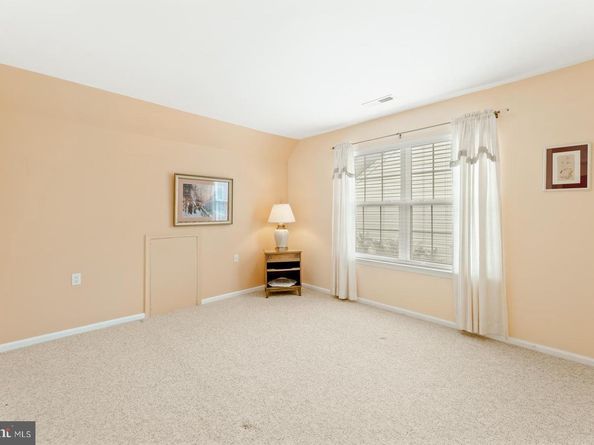 759 S Settlers Circle, Warrington PA 18976