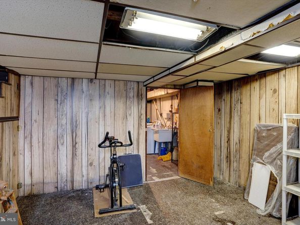 1130 Taylor Drive, Folcroft PA 19032