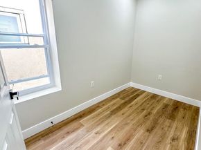 2443 S Franklin Street, Philadelphia PA 19148