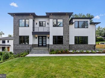 6511 Ivy Hill Drive