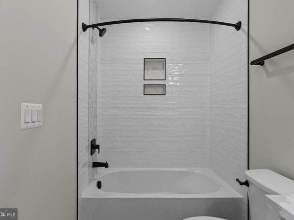 6511 Ivy Hill Drive, Mclean VA 22101
