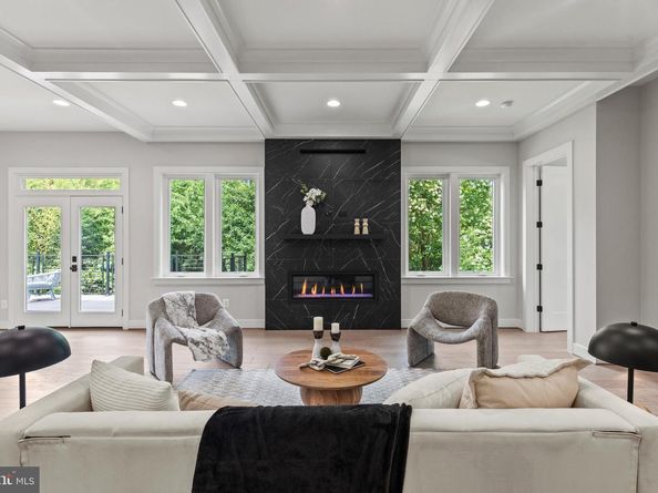 6511 Ivy Hill Drive, Mclean VA 22101