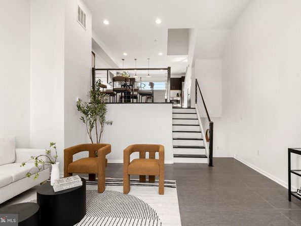 140 W Master Street, Philadelphia PA 19122