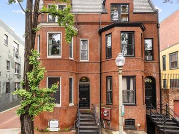 1519 Kingman Place NW