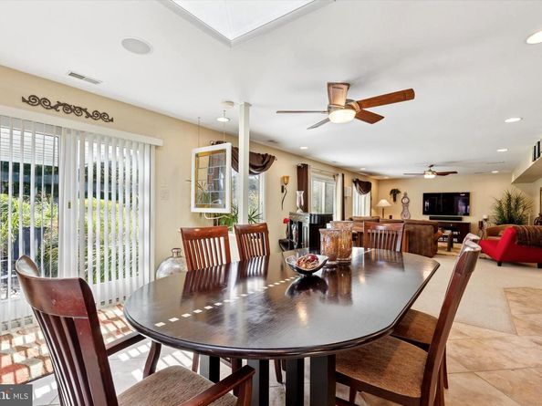 37 Scarlet Oak Drive, Lafayette Hill PA 19444