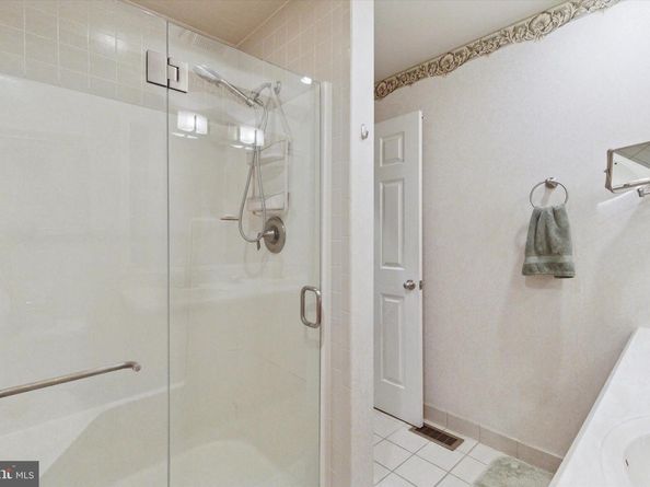 37 Scarlet Oak Drive, Lafayette Hill PA 19444