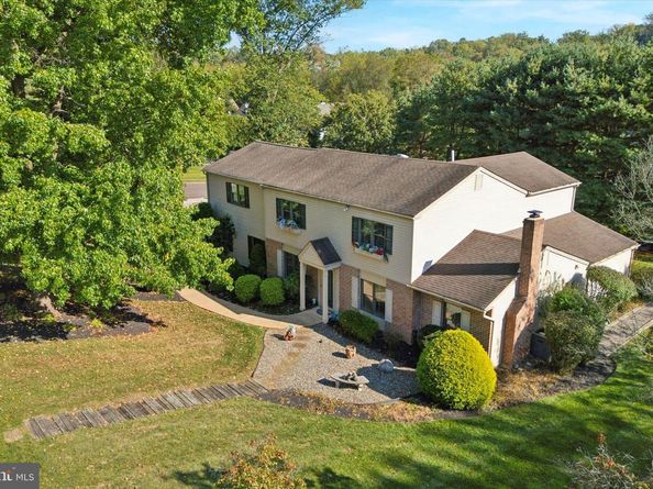 37 Scarlet Oak Drive, Lafayette Hill PA 19444