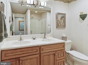 37 Scarlet Oak Drive, Lafayette Hill PA 19444