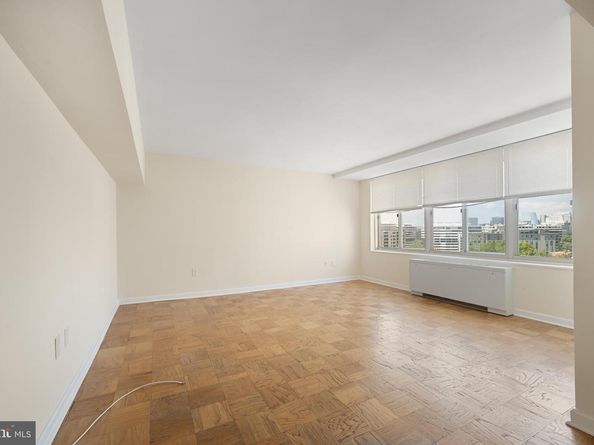 922 24TH Street NW 809, Washington DC 20037