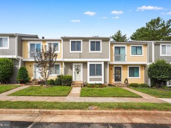 6 Sugarland Square Court