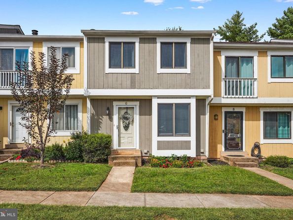 6 Sugarland Square Court, Sterling VA 20164