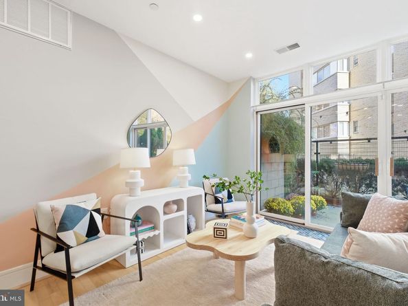 1654 Euclid Street NW 102, Washington DC 20009