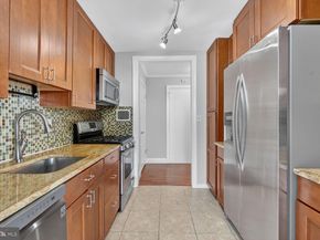 4343 Cherry Hill Road 605, Arlington VA 22207