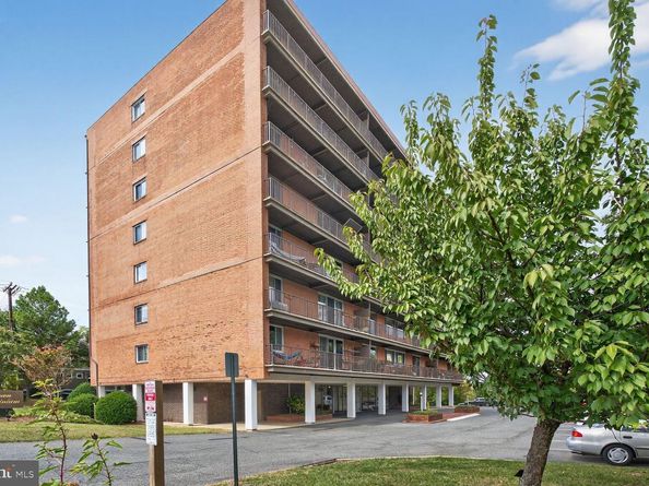 4343 Cherry Hill Road 605, Arlington VA 22207