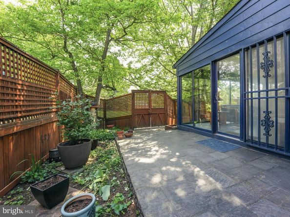 8003 16TH Street NW, Washington DC 20012