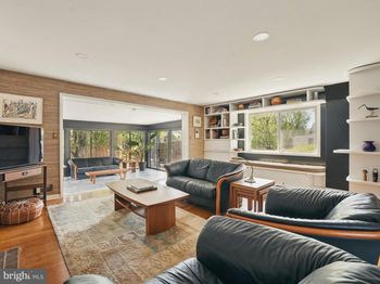 8003 16TH Street NW